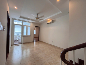 Cho thuê biệt thự 3 tầng 4PN 5WC khu compound Thảo Điền