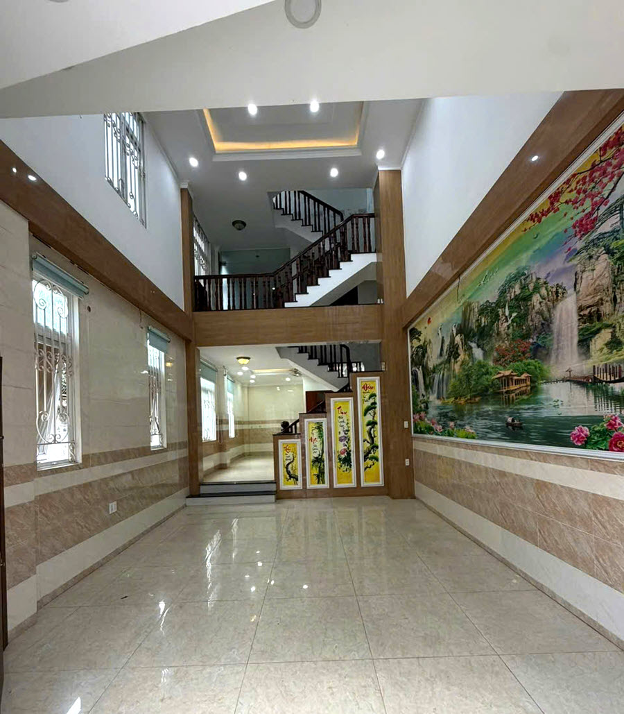 Bán nhà đẹp 4 tầng góc 2 mặt tiền đường 17 khu bên sông Thủ Đức sát Giga Mall