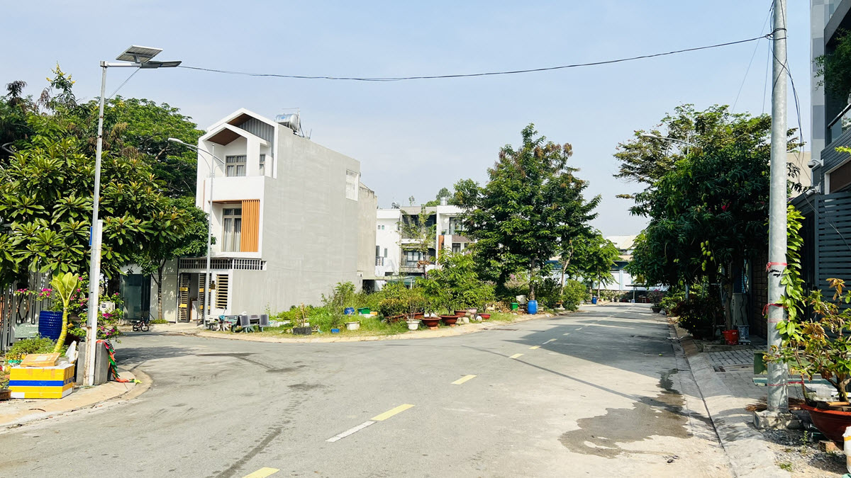 Bán gấp nền 5X21 Central Garden Lái Thiêu SHR giá tốt