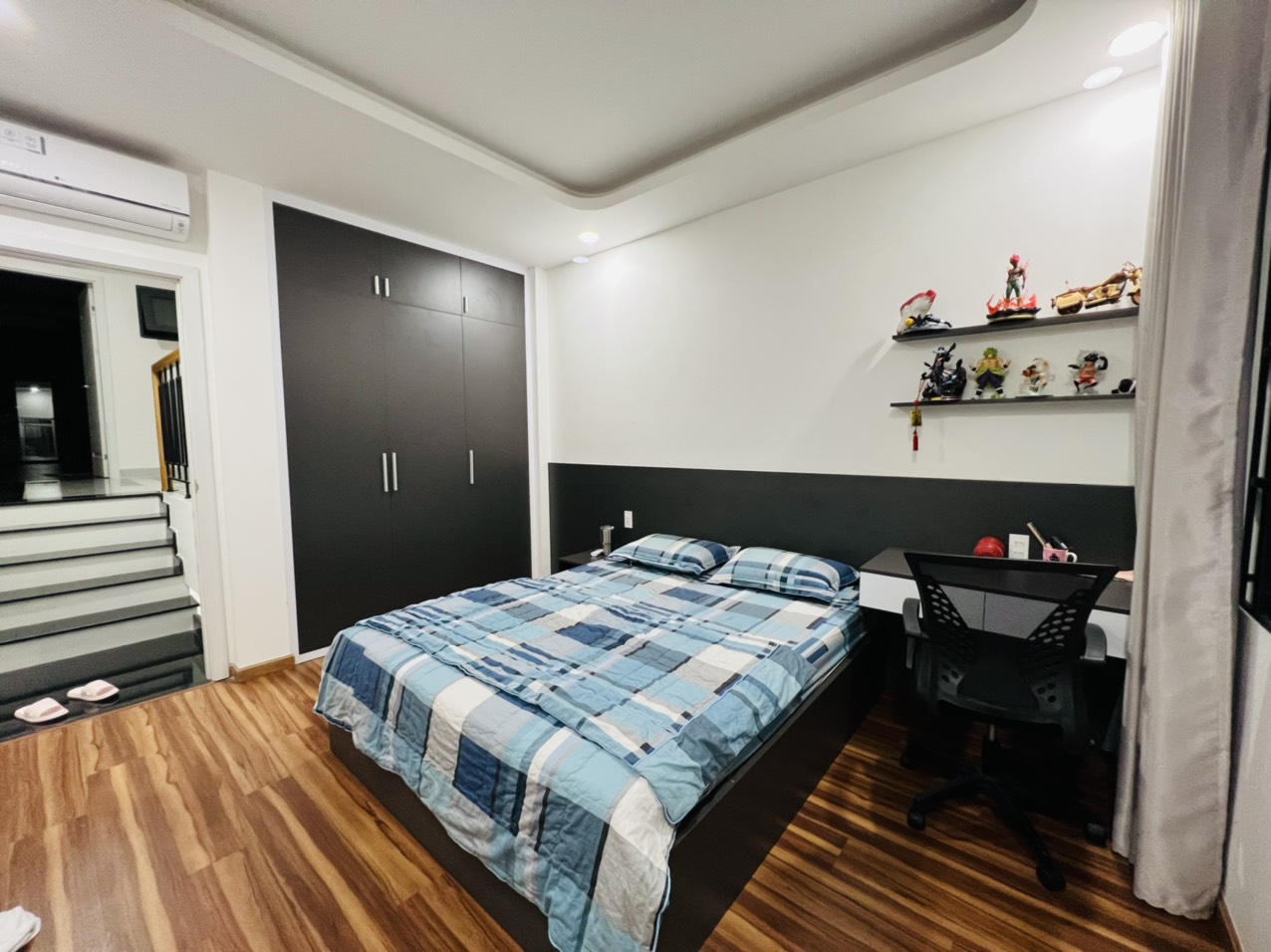 Bán nhà đẹp 4 tầng 5X20.5 trung tâm Lái Thiêu, Thuận An SHR giá tốt