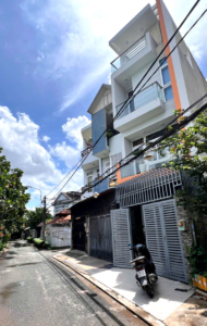 Bán nhà đẹp 4X18 4 tầng đường 6m ra Phạm Văn Đồng, Linh Đông, Thủ Đức