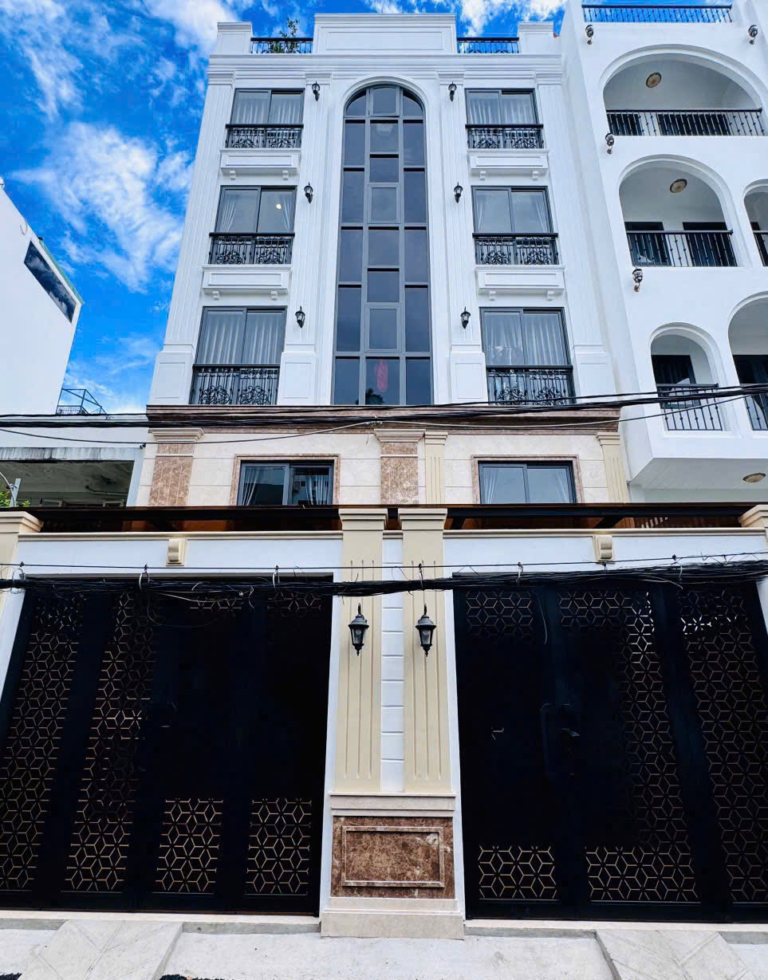 Bán tòa CHDV 28 phòng 8X21 7 tầng + hầm đang cho thuê khoán 185tr/th