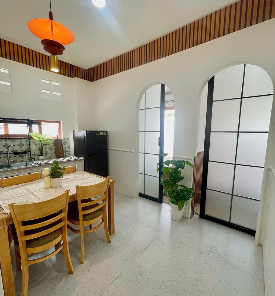 Bán tòa nhà CHDV mới đẹp 6.5X20.5 4 tầng cách Vành Đai 2, Thủ Đức chỉ 500 met