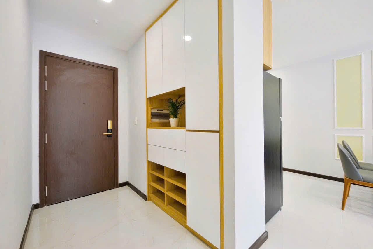 Cho thuê căn hộ Orchard Park View 3PN view sân bay, nội thất cao cấp