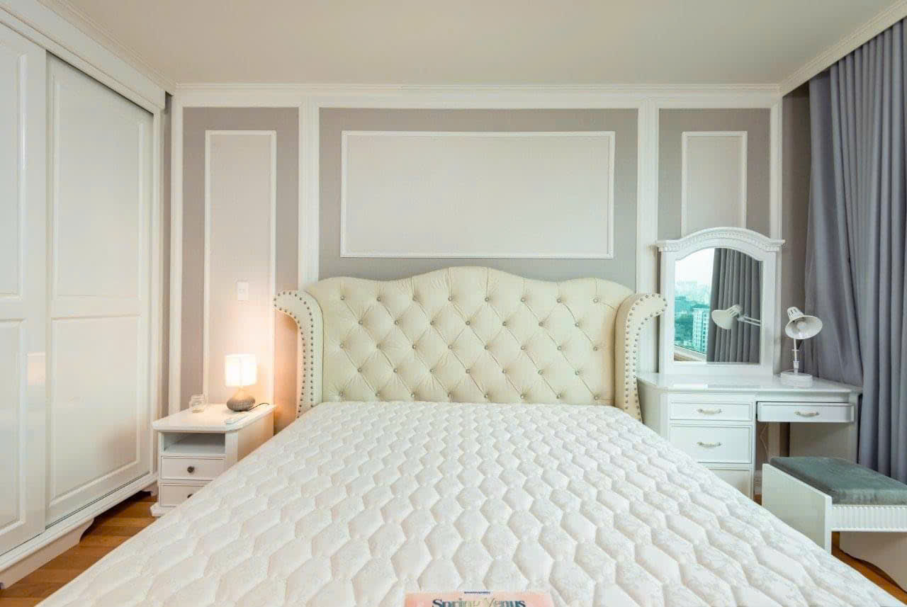 Cho thuê căn hộ Léman Luxury 2PN nội thất Tân Cổ Điển vô cùng sang trọng