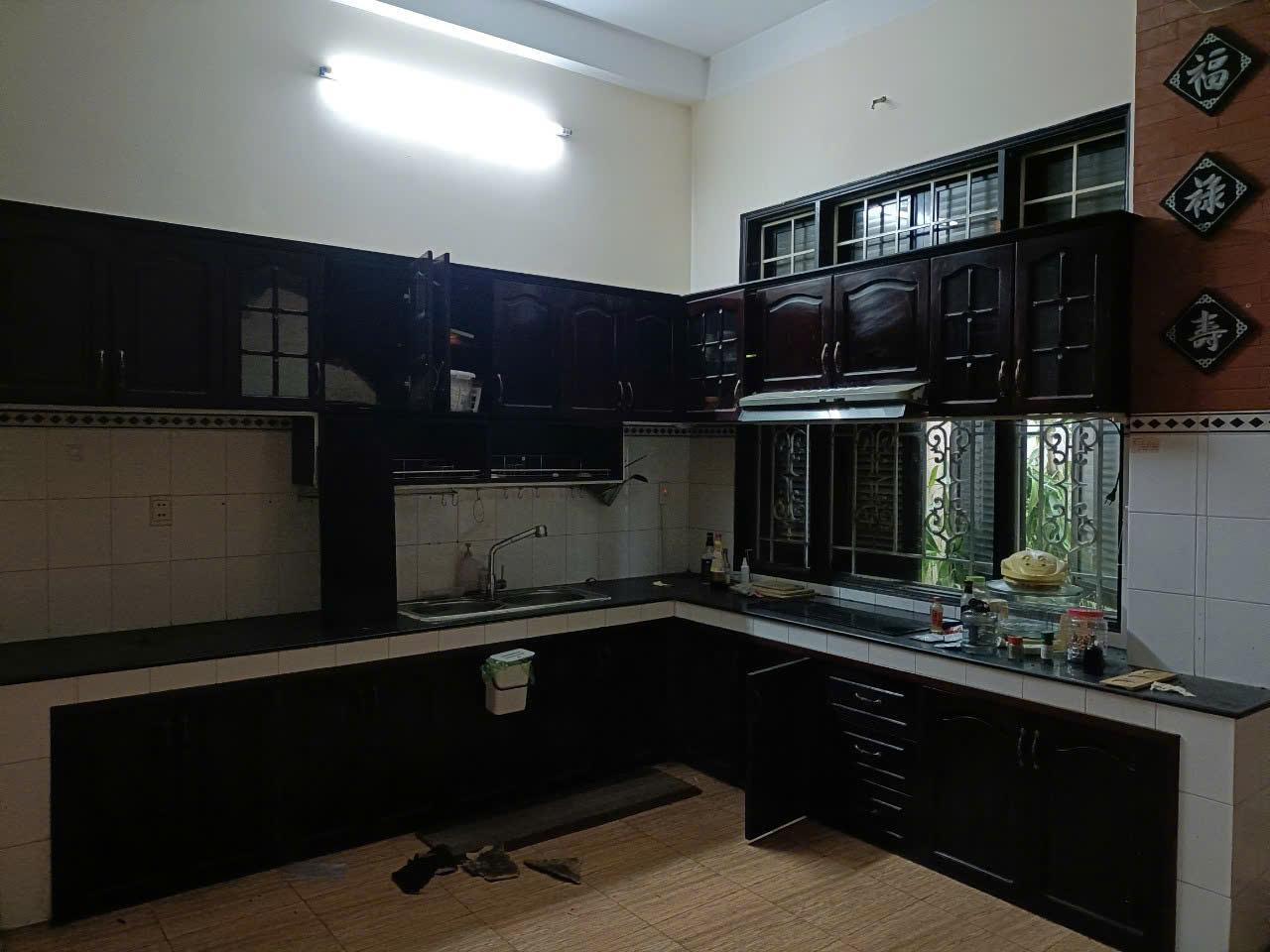 Bán nhà 7×20 3 tầng đường D2 KDC Nam Long, Phước Long B, Q9 cũ liền kề Global City