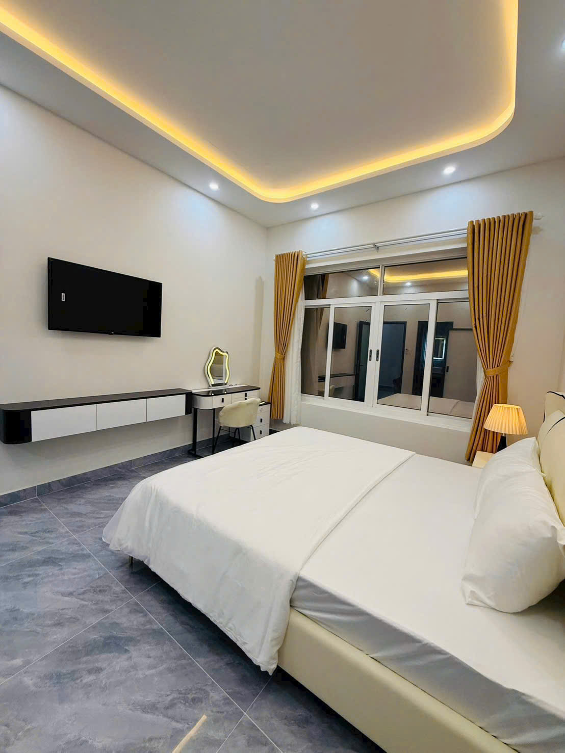 Cho thuê biệt thự bờ sông Sài Gòn 3 tầng 10PN hồ bơi riêng tại An Khánh (Bình An, Q2 cũ)