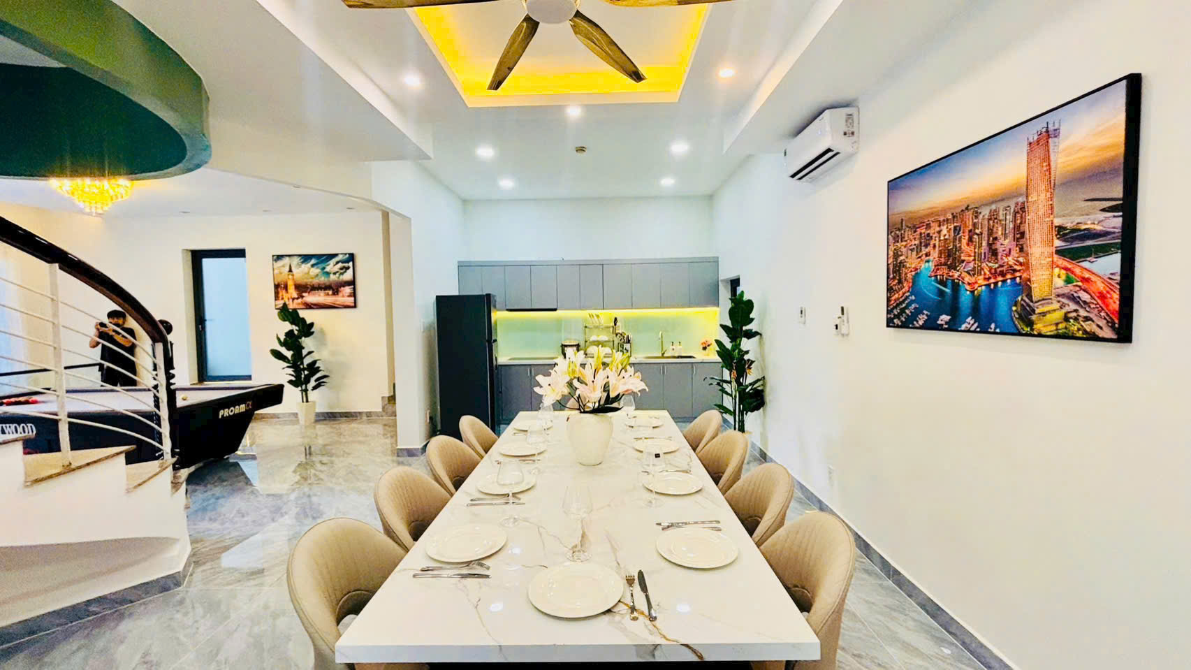 Cho thuê biệt thự bờ sông Sài Gòn 3 tầng 10PN hồ bơi riêng tại An Khánh (Bình An, Q2 cũ)