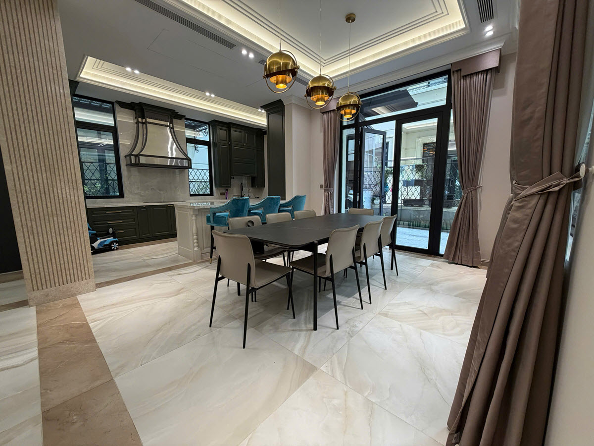 Cho thuê biệt thự Vinhomes Golden River Quận 1 5PN nội thất xịn sò