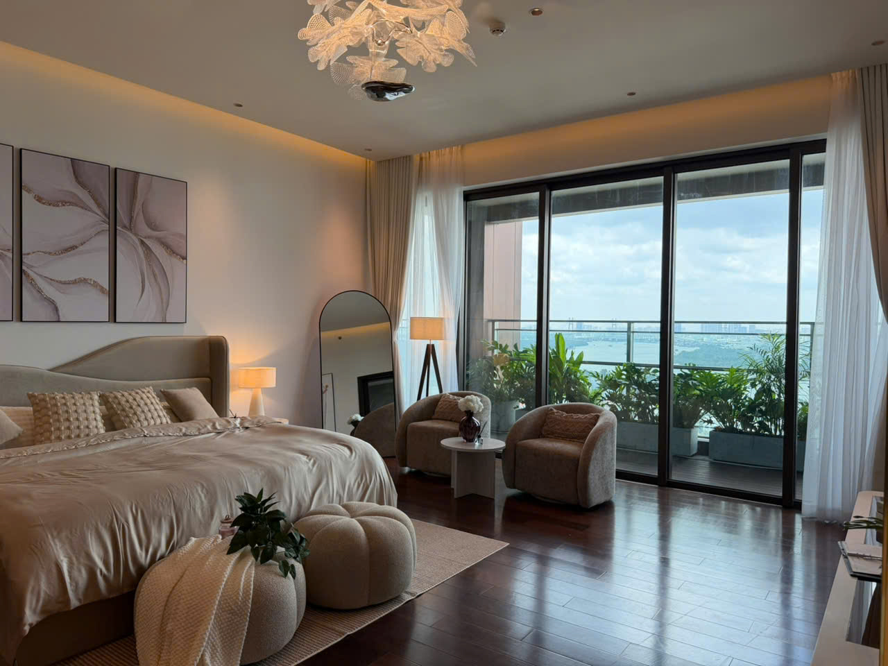 💎Siêu phẩm cho thuê căn hộ hạng sang DEFINE 4PN nội thất xịn mịn chuẩn thượng lưu MONACO