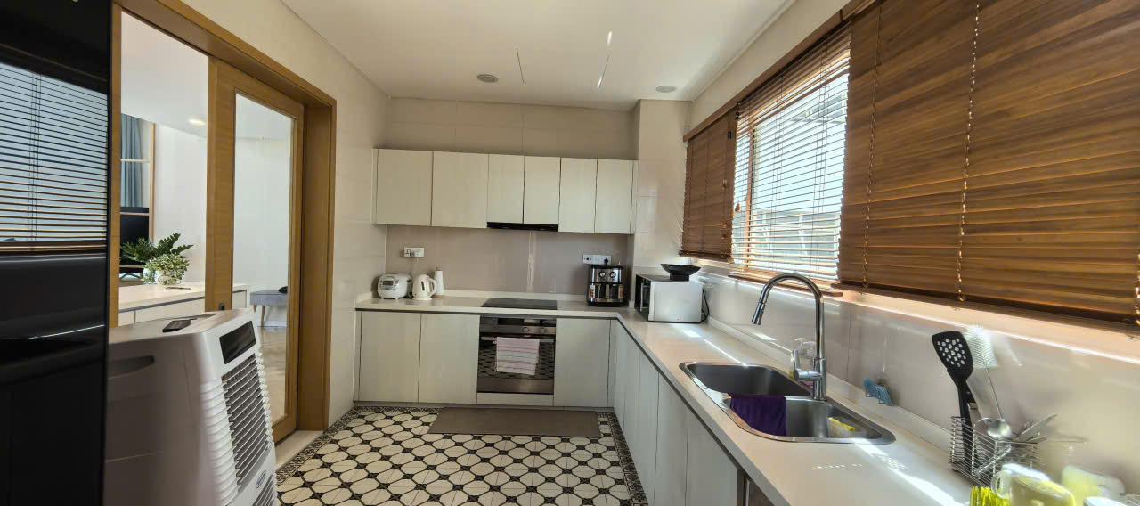 Cho thuê penthouse 3 tầng The Vista An Phú view sông Sài Gòn, sân vườn 125m2