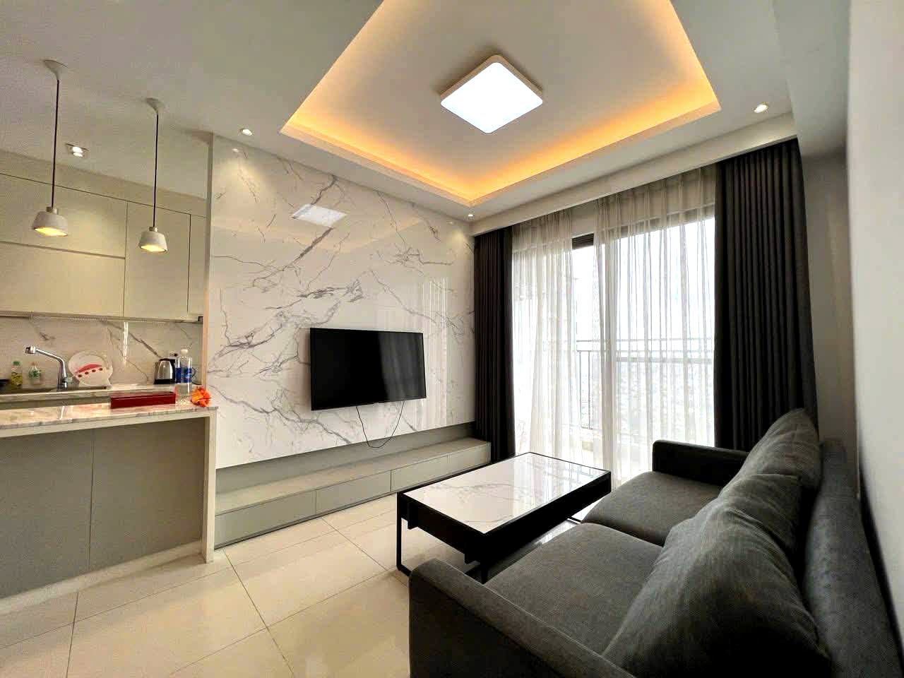 Cho thuê căn hộ The Sun Avenue 3PN full nội thất tầng cao, view sông Giồng