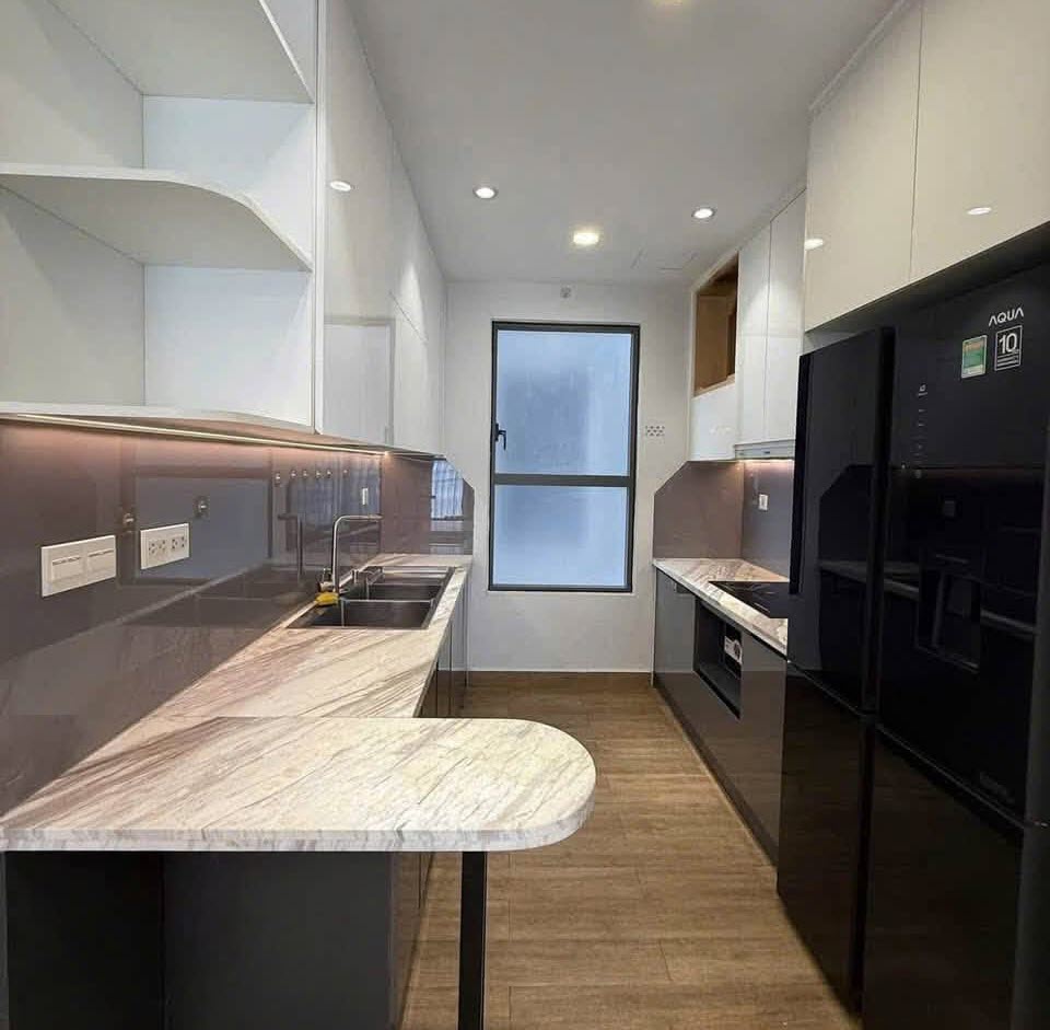 Cho thuê căn hộ The Sun Avenue 2PN 96m2, nội thất cao cấp